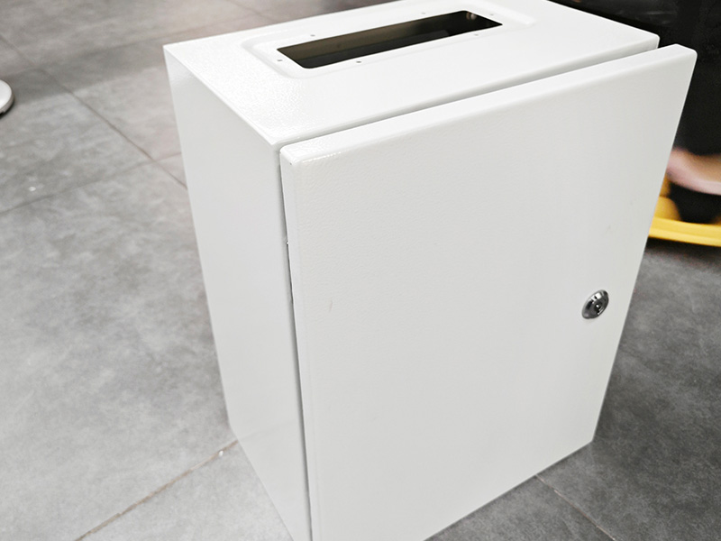 The corrosion-resistant metal junction box has extended the service life of chemical pipelines by three times