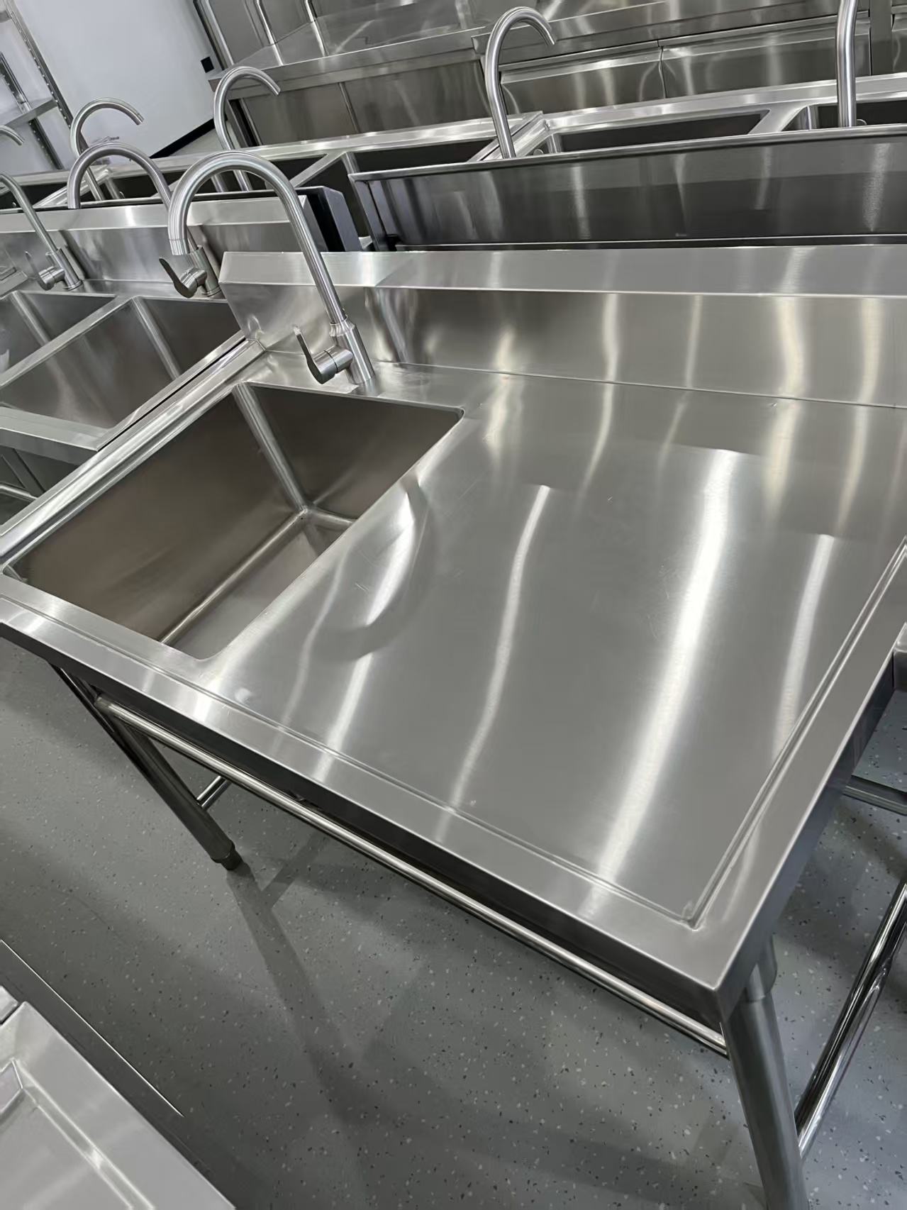304 Stainless Steel Kitchen Sink For Commercial Restaurant