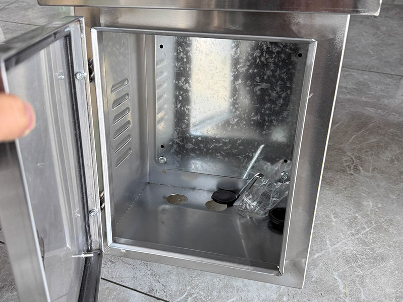 metal enclosure amazon